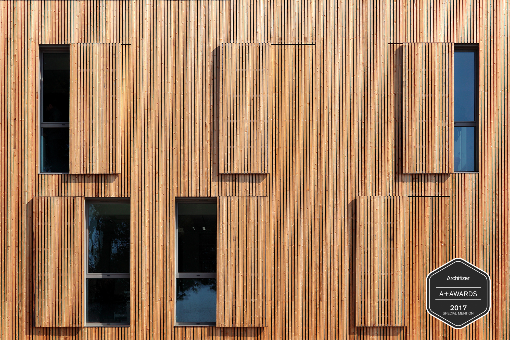 AGENCE SANAA ARCHITECTURE | MENTION SPÉCIALE ARCHITIZER AWARDS + 2017 | BUREAUX EXTENSION CENTRE TECHNIQUE