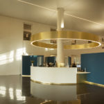 Hall de la clinique Saint Jean à Montpellier réalisé par l'agence d'architecture A+